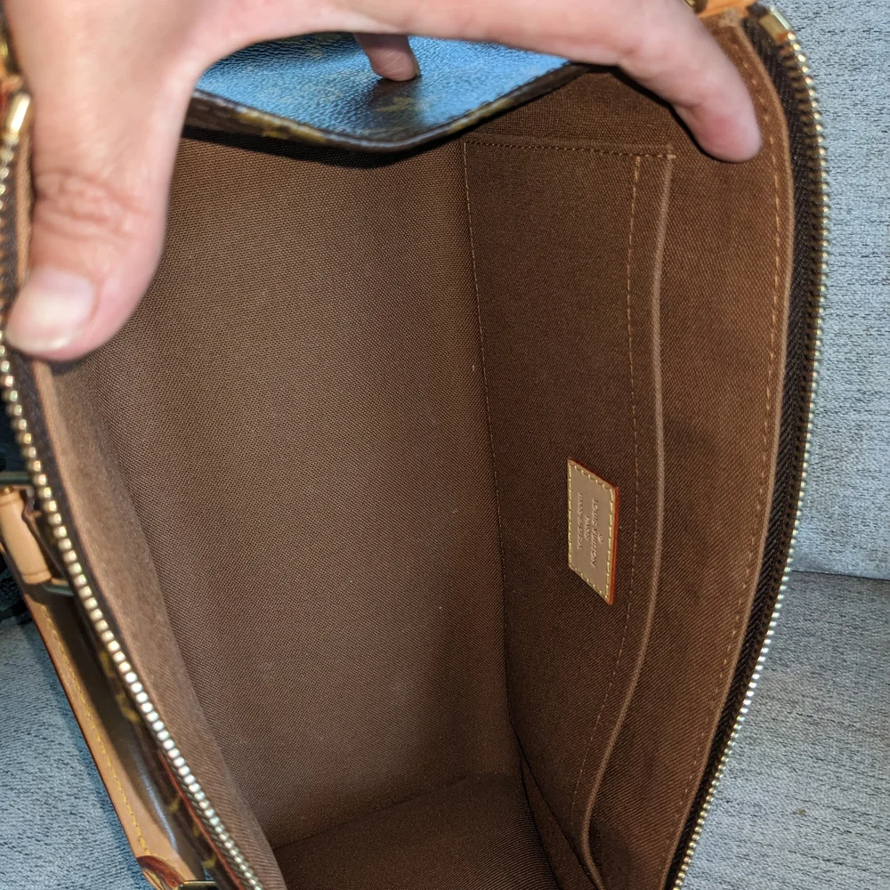 Louis Vuitton mint vintage